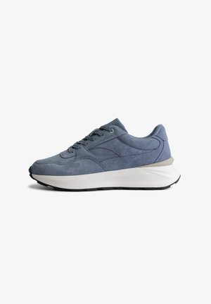 Travelin, Sneakers laag - blue