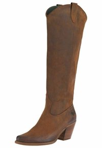 Botte en suède marron à hauteur de genou avec un bout pointu, découpes latérales décoratives et un talon empilé. Présente une texture lisse et un minimalisme dans les détails.