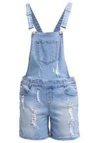Denim-Latzhose in Hellblau mit Used-Effekten, verstellbaren Trägern, Front- und Seitentaschen sowie einer entspannten Passform.