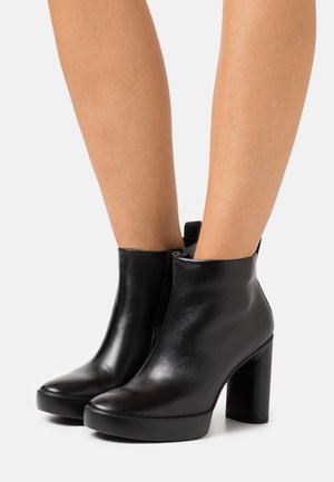 ECCO, Bottines à talons hauts - black
