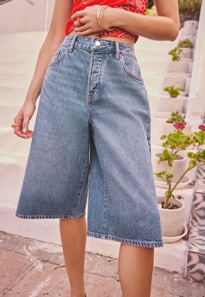 Next, WIDE LEG JORTS - Jeansshort - light blue