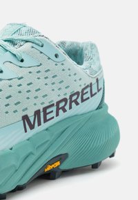 Merrell AGILITY PEAK 5 - Bėgimo bateliai, skirti nelygiam paviršiui - frost blue