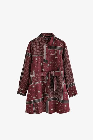 Next, LONG SLEEVE TIE WAIST SHIRT DRESS - Skjortekjole - burgundy red scarf print