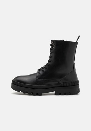 Lace-up ankle boots - black
