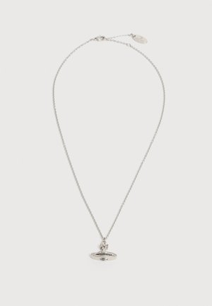 Vivienne Westwood, PINA SMALL BAS RELIEF PENDANT - Κολιέ - silver-coloured