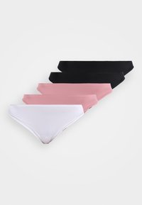 Cinq culottes bikini pour femmes en noir, rose et blanc, disposées en pile diagonale sur un fond blanc.