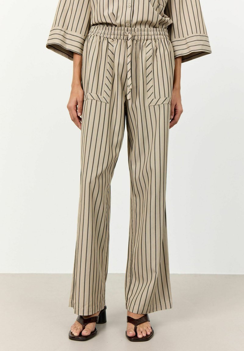 Levete Room MIA - Pantalon classique - c aluminum combi