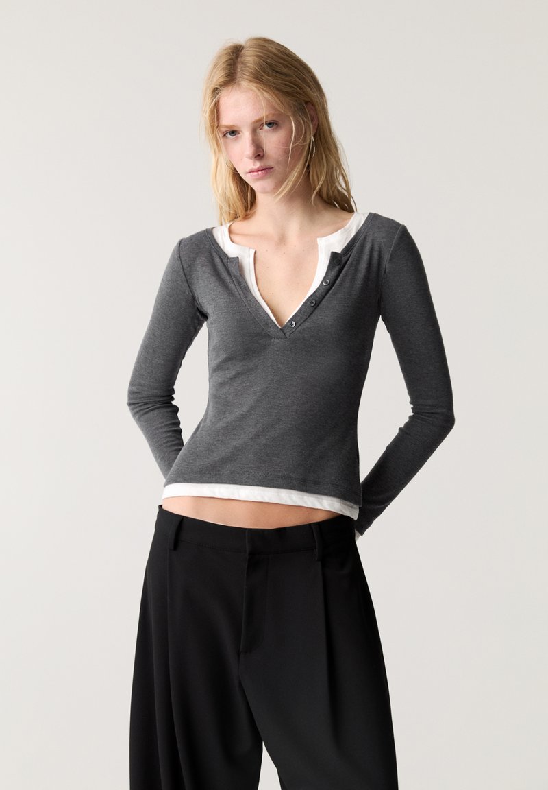 PULL&BEAR DOUBLE-LAYER  - Majica z dolgimi rokavi - dark grey