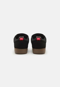 és SOPHISTO UNISEX - Gördeszkacipők - black