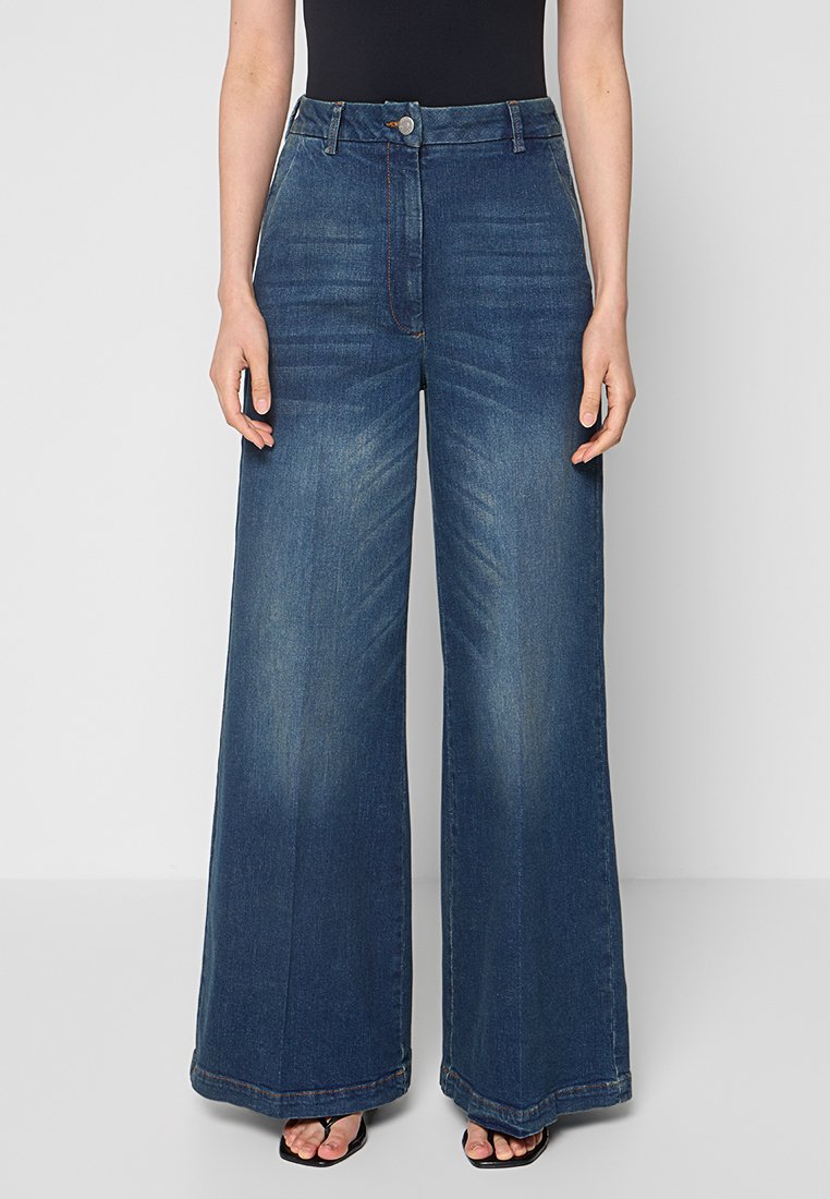 Tomorrow Flared Jeans donkerblauw