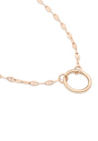 Halskæde i rosaguld med en oval kæde og et stort, rundt vedhæng. Glat overflade med poleret finish og sømløse forbindelser.