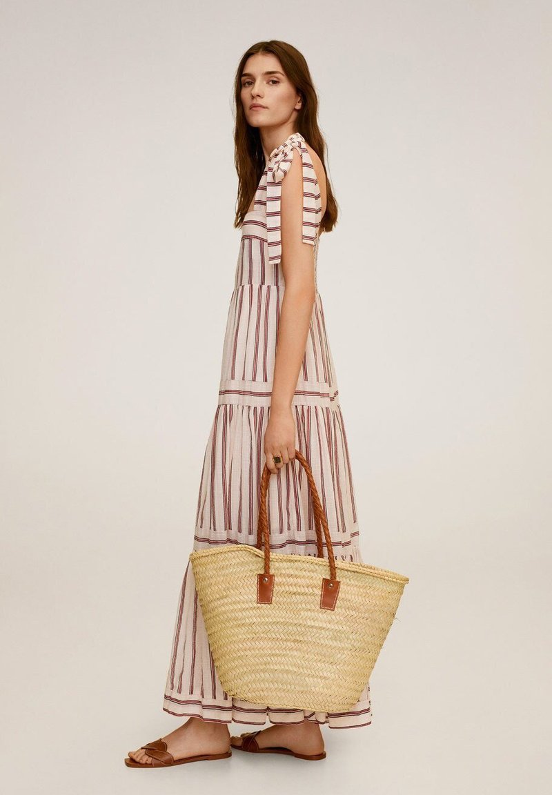 Mango Indi Maxi Dress Cremeweiss Off White Zalando Co Uk 