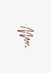 Brauner Lippenstift-Liner mit weißem Barrel, das „LIP INJECTION“ in Schwarz beschriftet ist. Darunter ist ein brauner Farbswatch aufgezeichnet.