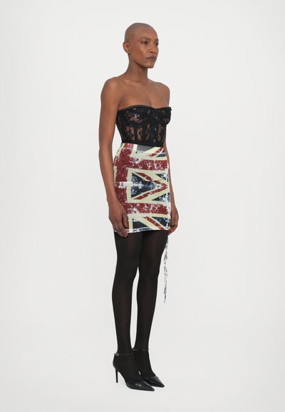 Sinead Gorey LARGE UNION JACK PRINT RUCHED SKIRT - Minifalda - red