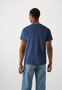 Abercrombie & Fitch 3-Pack Icon Crew Tee - Tricou basic - dark blue/white/mottled grey