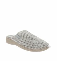 Zapatilla gris de punto con una textura suave, diseño de parte trasera abierta y suela de goma de color claro. Presenta un brillo sutil y puntera redonda.