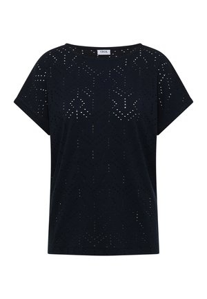 Blouse noire à manches courtes avec un petit motif ajouré géométrique et un col rond, étiquetée "CECIL" au col.