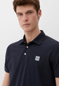 s.Oliver MIT FLAMM STRUKTUR - Koszulka polo