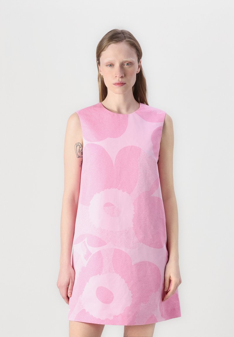 Marimekko SOPIVA UNIKKO  - Rochie de zi - light pink\pink