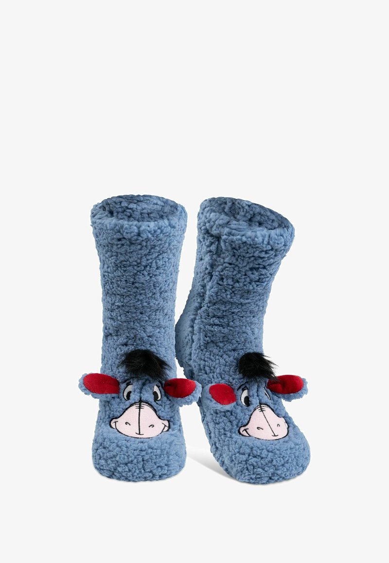 Pantofole di pile blu morbido con il volto di un cartone animato di Eeyore. Presentano orecchie rosse, un ciuffo nero e un tessuto testurizzato. Design alto per aggiungere calore.