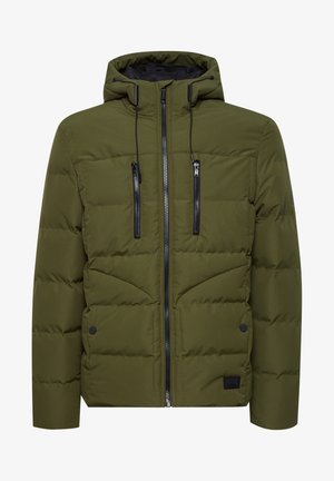 Roheline polsterdatud jakk koos kapuutsiga, millel on ees lukk, kaks musta tõmblukkudega taskut ja elastsed mansetid istuva väljanägemise saavutamiseks.