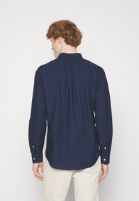 GAP STANDARD OXFORD - Vapaa-ajan kauluspaita - tapestry navy