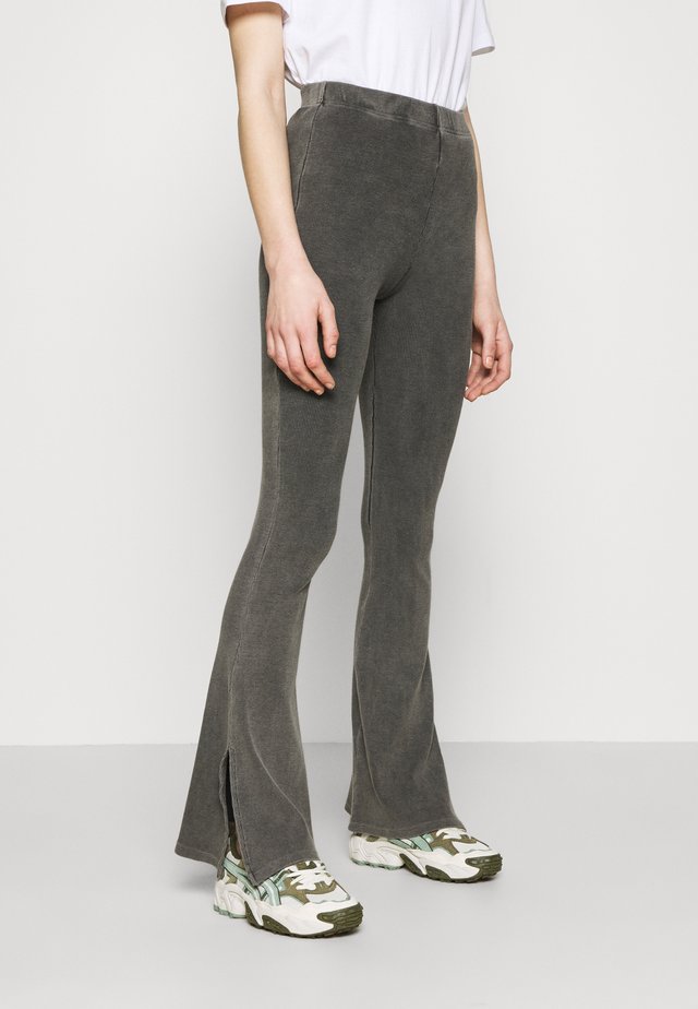 ACID SPLIT FLARE - Broek - black