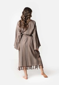 MAЯSIKØH KIMONO - Accappatoio - brown