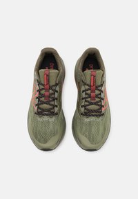 New Balance NITREL V5  - Zapatillas de trail running - dark olivine