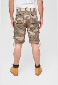 Brandit SAVAGE VINTAGE - Shorts - lightwoodland