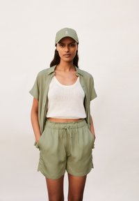 ARMEDANGELS LARISAANA - Hemdbluse - light matcha