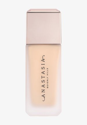 IMPECCABLE BLURRING SECOND SKIN MATTE FOUNDATION - Foundation - shade 3 - 1n