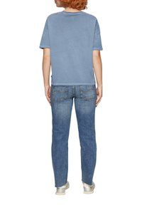 QS - T-shirt z nadrukiem