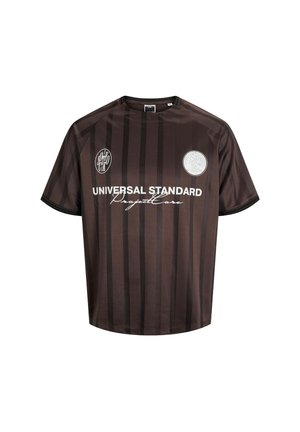 Bruine korte mouwen jersey met verticale zwarte strepen. Heeft een ronde halslijn, logo-patches en afgedrukte tekst aan de voorkant.