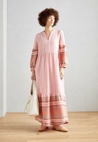 Lollys Laundry DRESS - Maxikjole - dusty rose