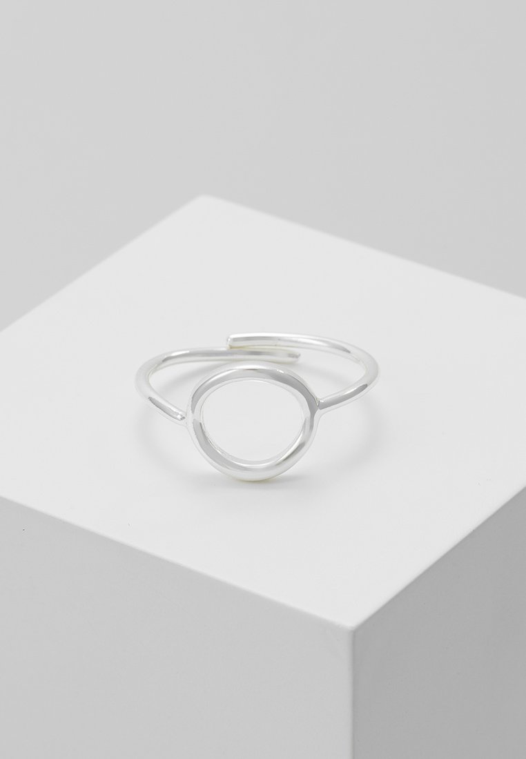 Damen Halsketten | Pilgrim Ring silver-coloured/silberfarben - HH56237 Damen Halsketten | Pilgrim Ring silver-coloured/silberfarben - HH56237
