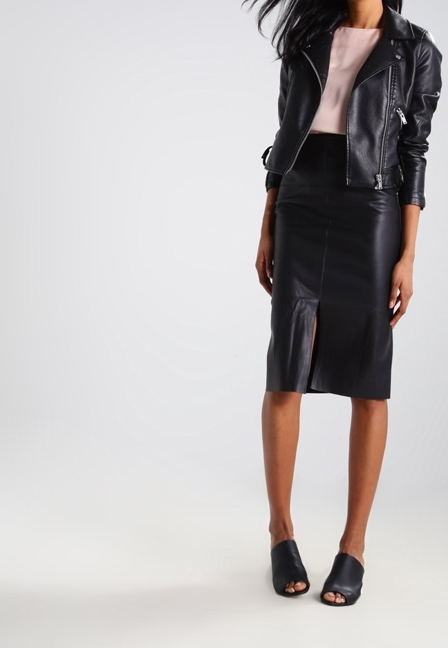 Haut Sans Manches à Motifs Fleurs Dorothy Perkins - Taille 12, Multicolore, Neuf Sans étiquette