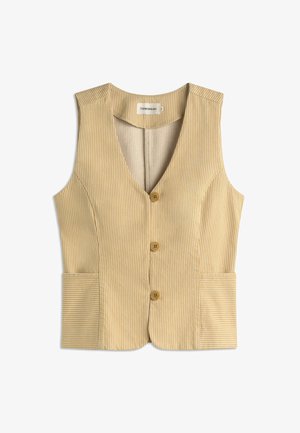 Beige ärmellose Weste mit vertikalen weißen Nadelstreifen, drei vorderen Holzknöpfen und zwei vorderen Taschen mit horizontalen Streifen.