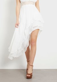 Guess ASYMMETRISCHES - Iltapuku - weiß