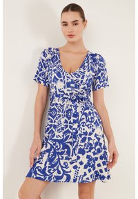 Unselected, blue