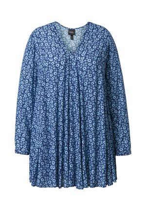Modrý květinový top s dlouhými rukávy, s výstřihem do V a plisovaným designem. Vyrobený z lehké látky s potiskem malých světle modrých květin.