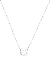 Silberne Kettenhalskette mit einem runden Anhänger, der ein lächelndes Gesicht zeigt, glatte Textur und polierte Oberfläche.