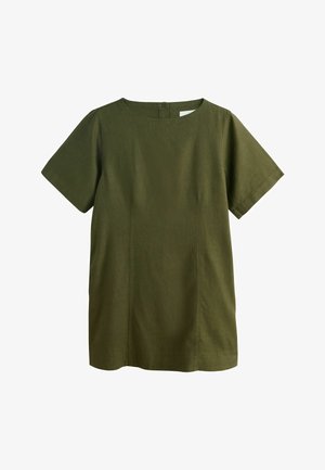 Rövid ujjú, olívazöld színű pamut ing kerek nyakkivágással és egyszerű varrási részletekkel, fehér háttéren bemutatva.