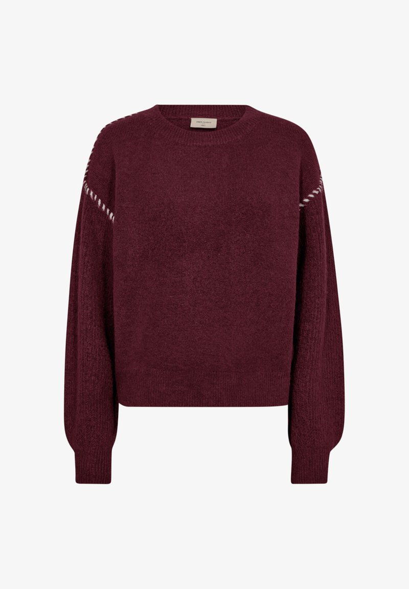 Burgundy gebreide trui met een ronde hals, lange mouwen en diagonale witte stikseldetails langs de schouders. Zachte textuur en een casual pasvorm.