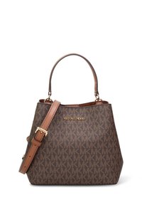 Borsa tote marrone a motivo con logo dorato, manici corti e tracolla regolabile. Realizzata in materiale testurizzato con una forma strutturata.