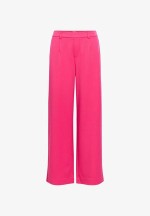 Spodnie o szerokich nogawkach w jaskrawym różowym kolorze, charakteryzujące się gładką teksturą, dopasowanym paskiem w talii i subtelnymi plisami z przodu. Brak widocznych kieszeni.