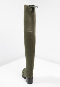 Buffalo Botas mosqueteras - khaki