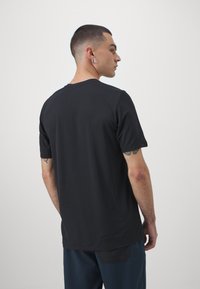 Adidas Terrex TERREX MULTI ENDURANCE TECH TEE - Camiseta deportiva - black