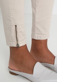 Soyaconcept Broek - beige