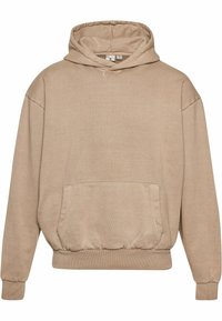 Sweat à capuche en coton beige avec poche kangourou à l'avant, poignets et ourlet côtelés, et capuche attachée, présenté sur fond blanc.